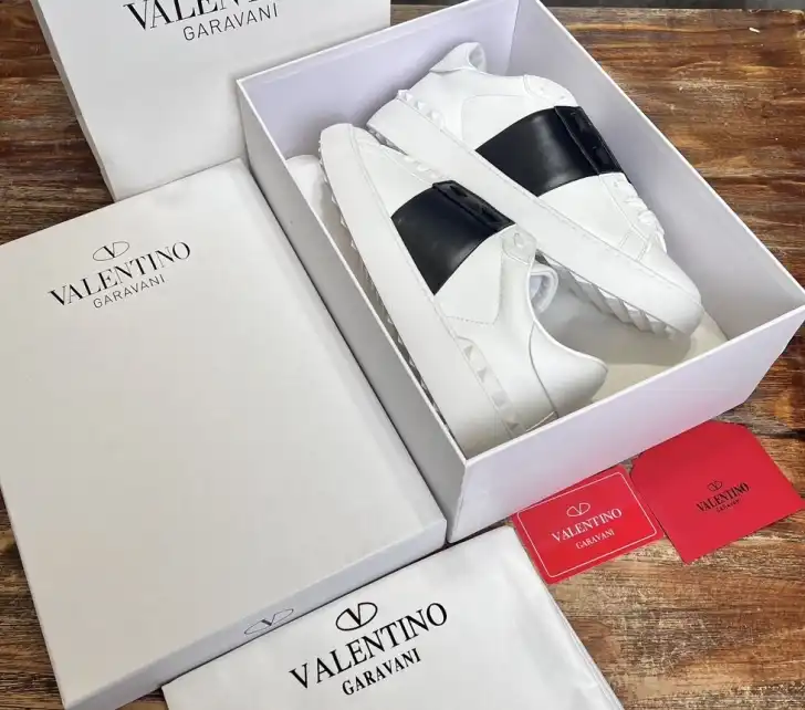 hype Valentino Casual Shoes