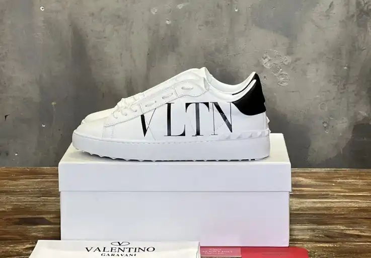 hype Valentino Casual Shoes