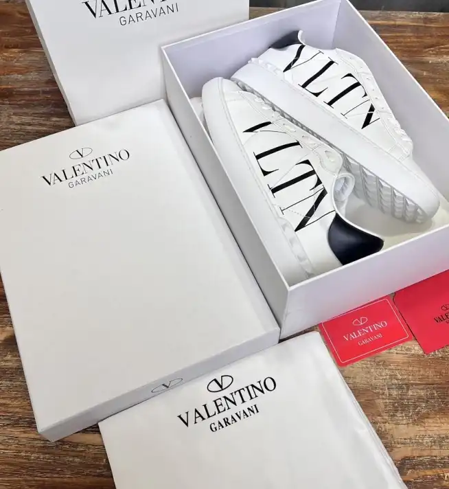 hype Valentino Casual Shoes