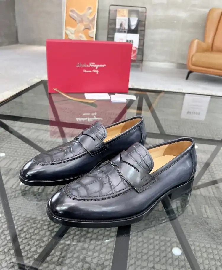 hype Ferragamo Leather Shoes