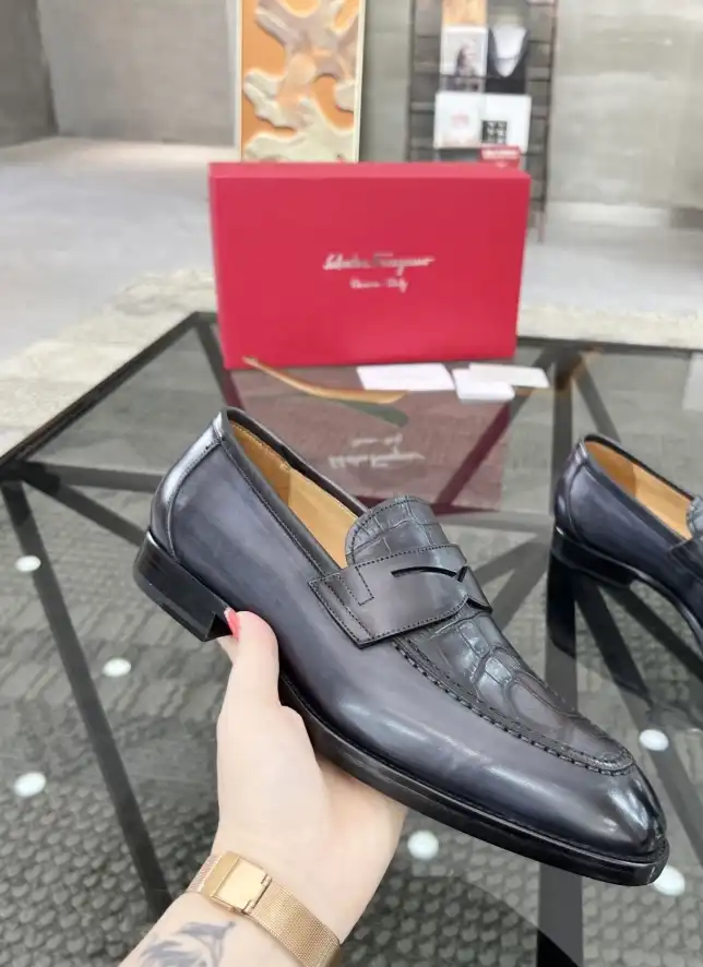 hype Ferragamo Leather Shoes