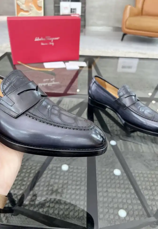 hype Ferragamo Leather Shoes