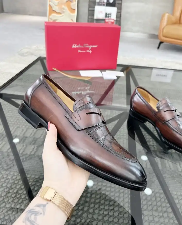 hype Ferragamo Leather Shoes