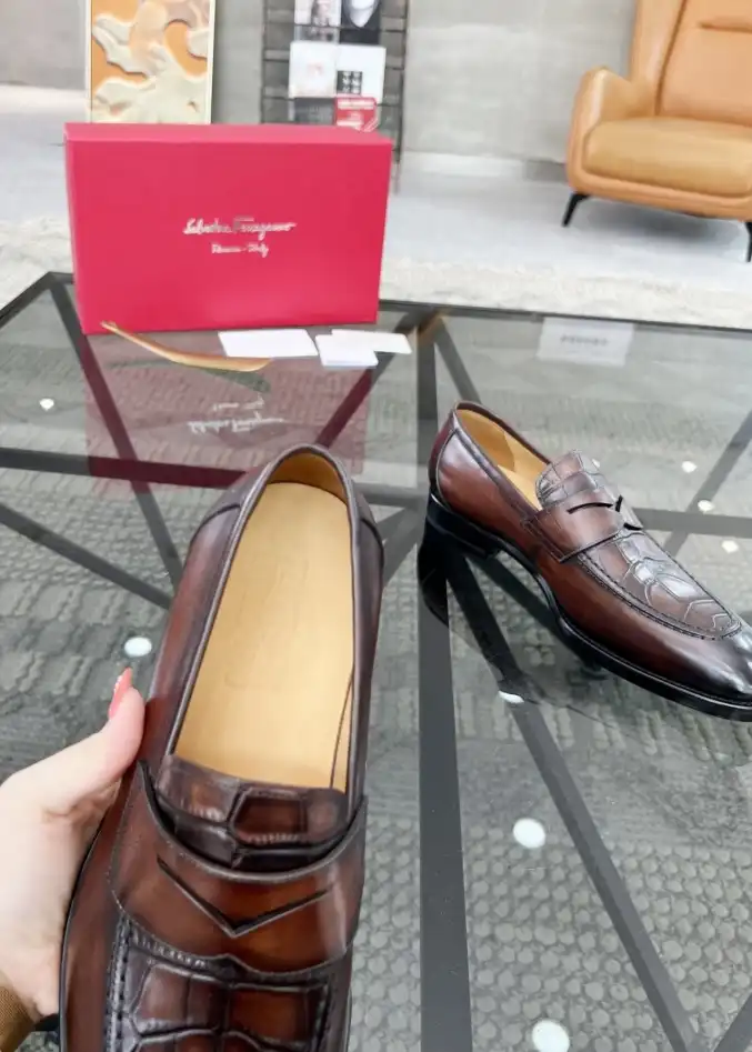 hype Ferragamo Leather Shoes