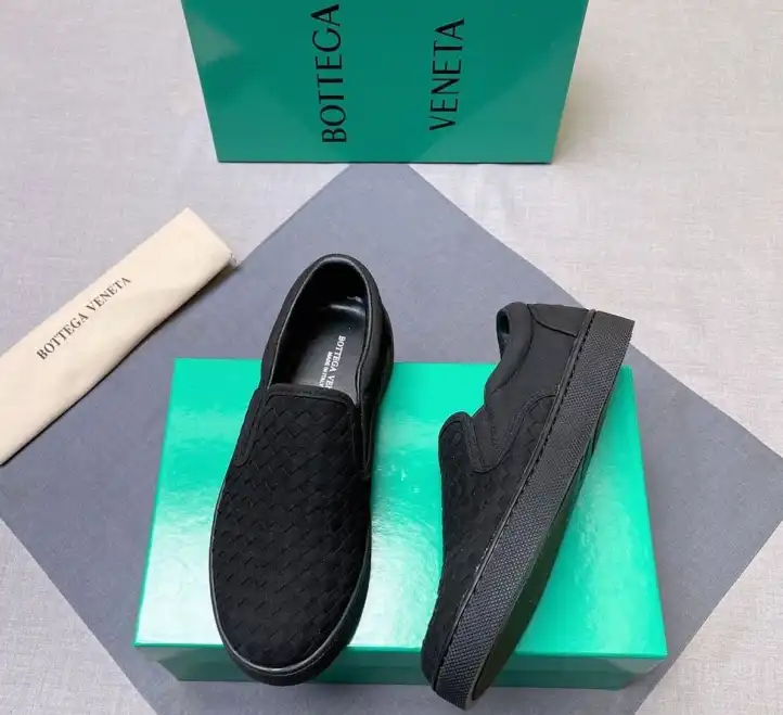 hype Bottega Veneta Slippers