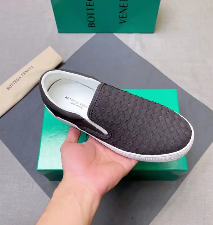 hype Bottega Veneta Slippers