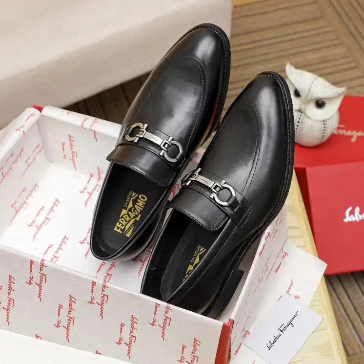 hype Ferragamo Leather Shoes