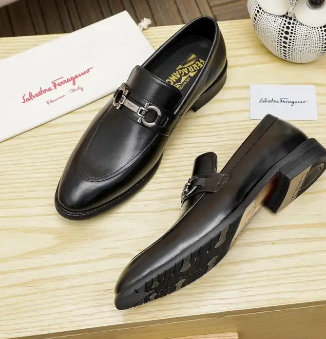 hype Ferragamo Leather Shoes