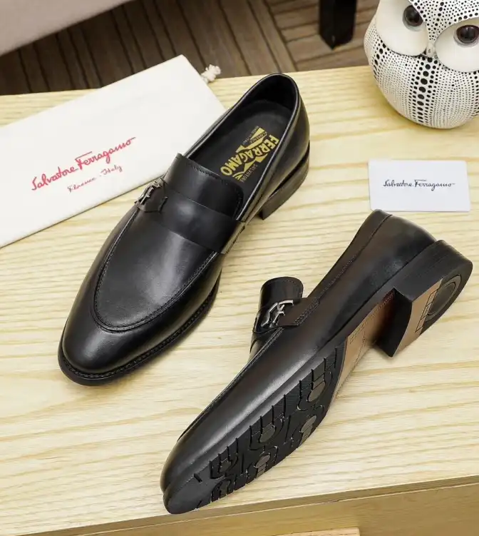 hype Ferragamo Leather Shoes