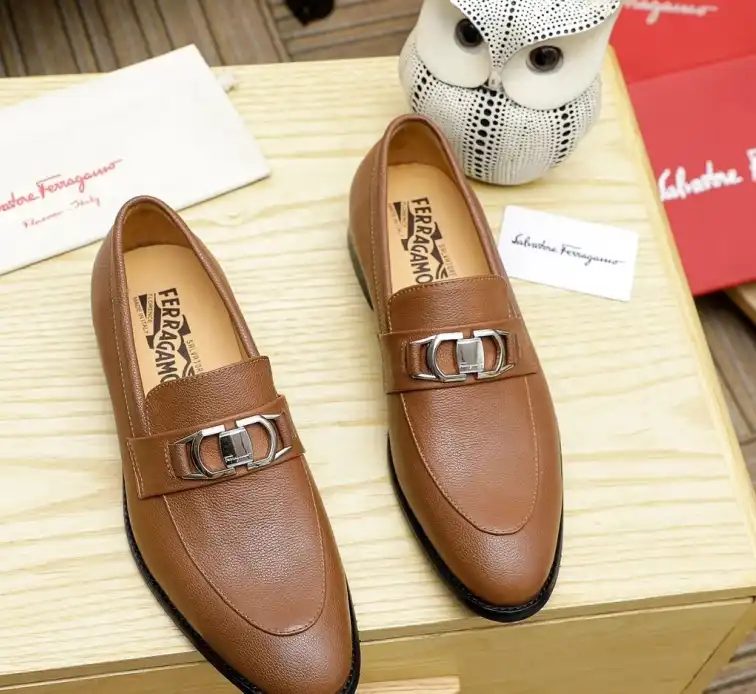 hype Ferragamo Leather Shoes