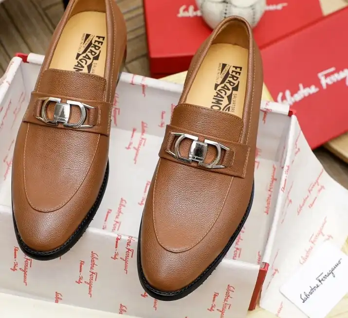 hype Ferragamo Leather Shoes