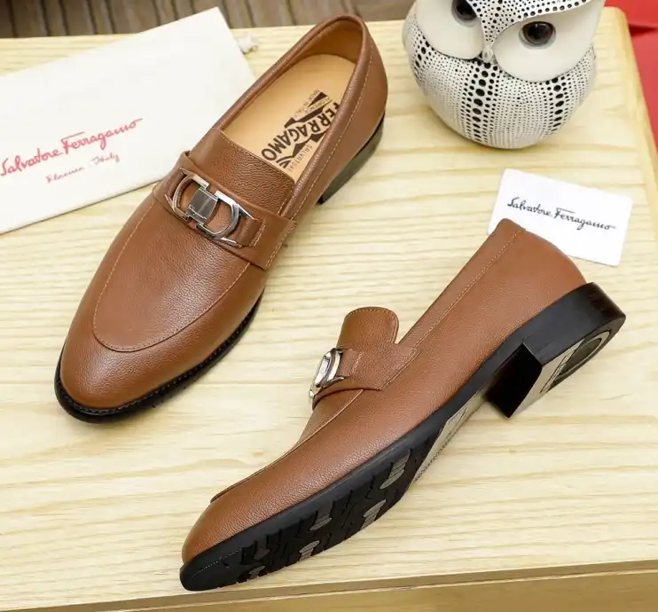 hype Ferragamo Leather Shoes