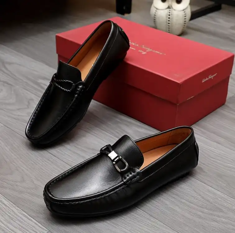 hype Ferragamo Leather Shoes