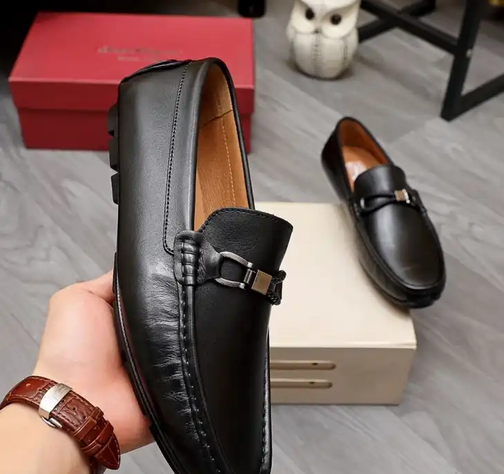 hype Ferragamo Leather Shoes