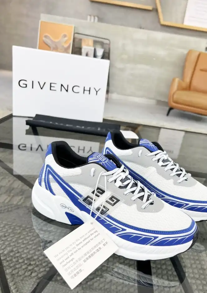 hype Givenchy Sneakers