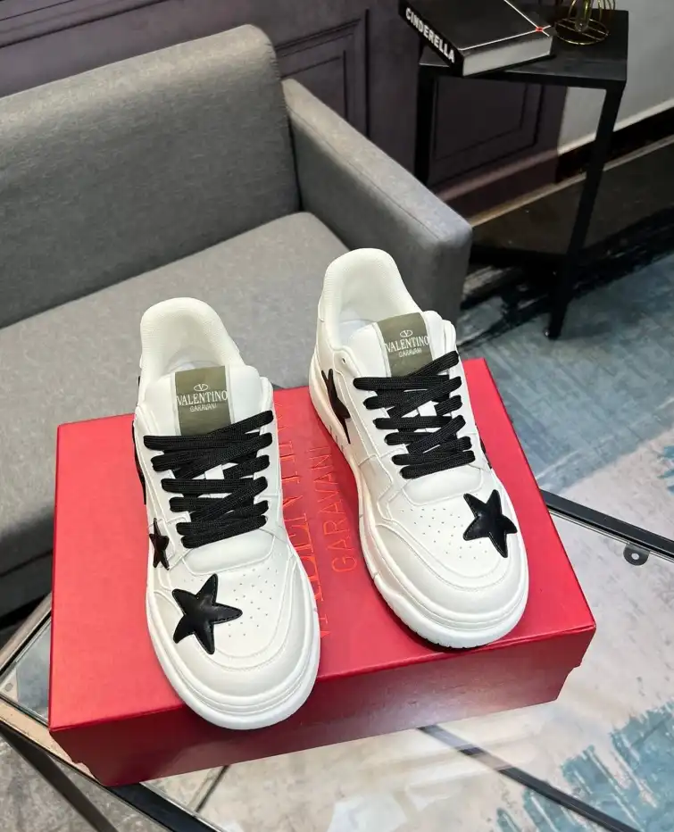 hype Valentino Casual Shoes