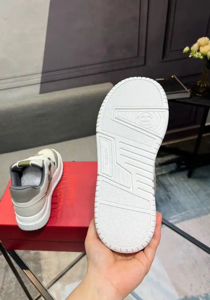 hype Valentino Casual Shoes