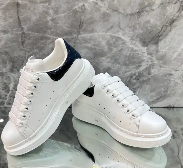 hype Moncler Sneakers