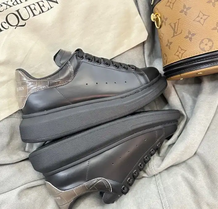 hype Moncler Sneakers