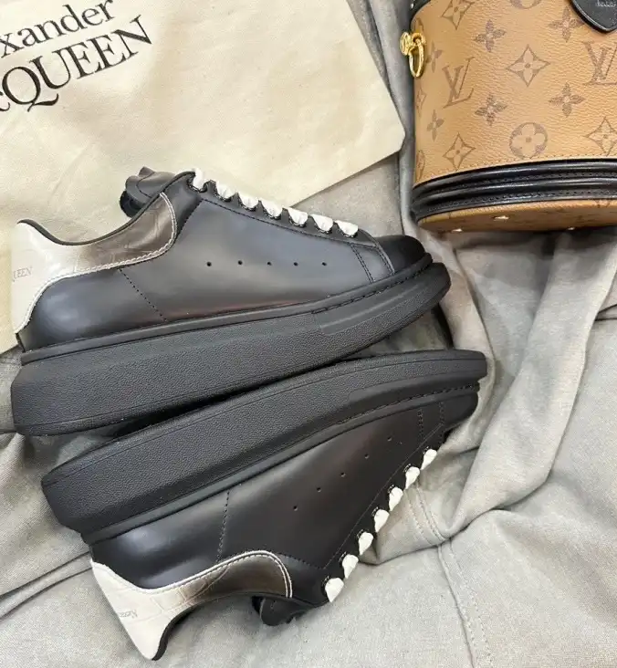 hype Moncler Sneakers