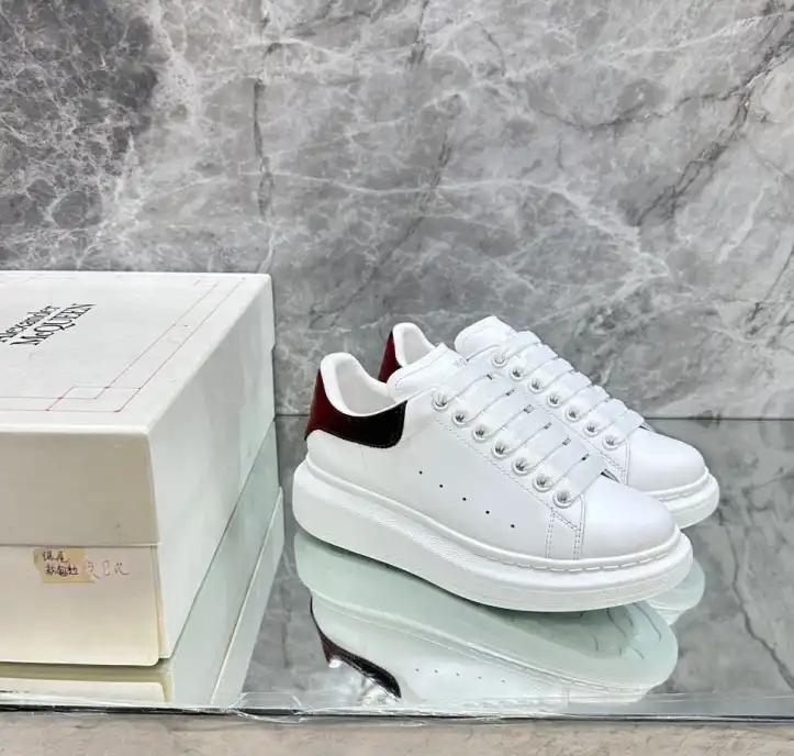 hype Moncler Sneakers