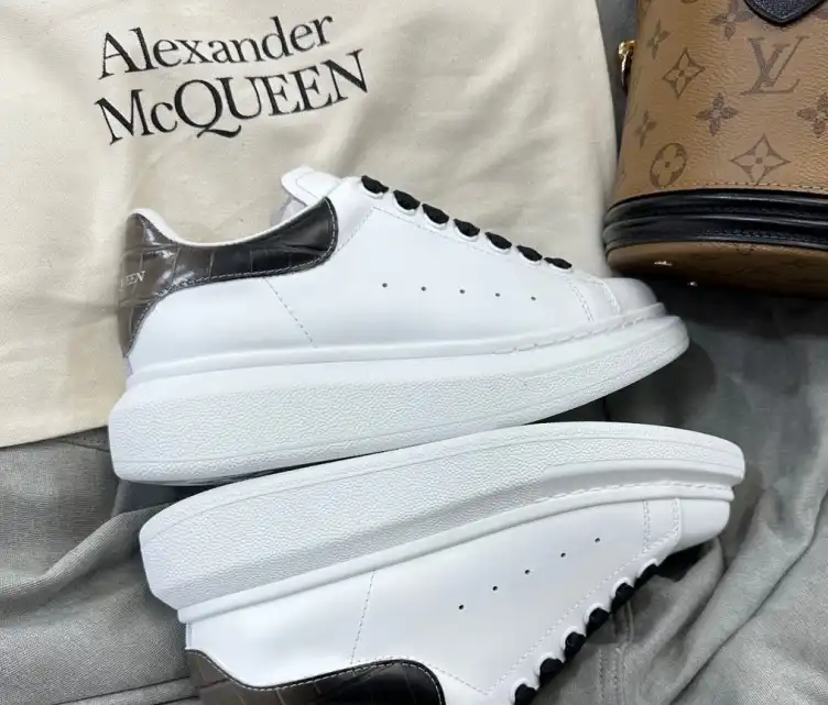 hype Moncler Sneakers