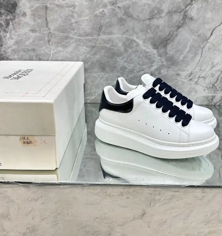 hype Moncler Sneakers