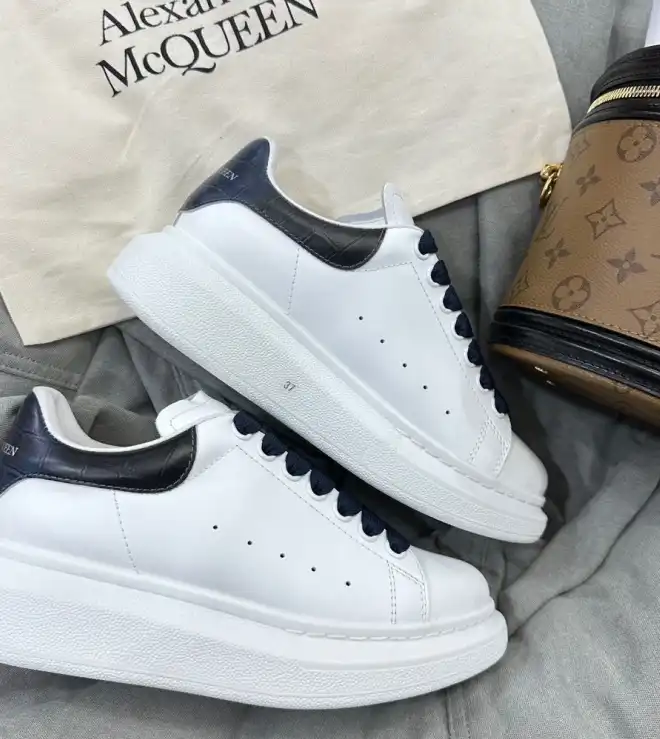 hype Moncler Sneakers