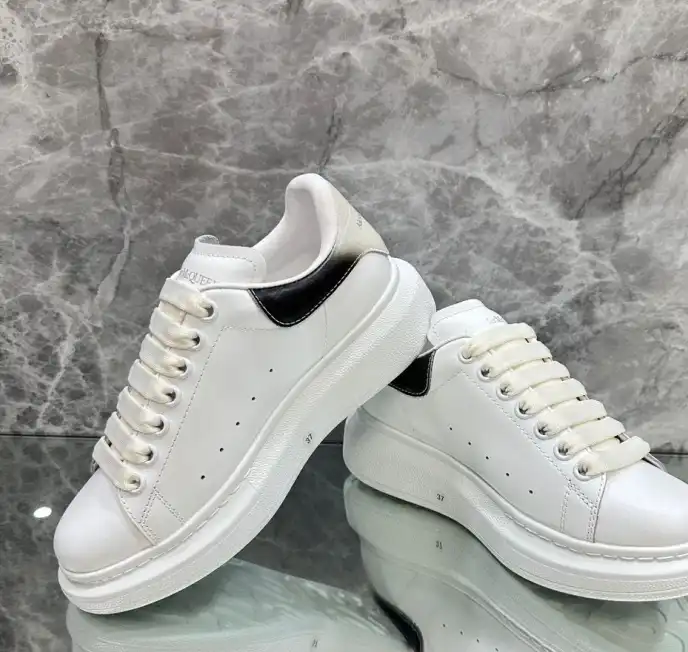 hype Moncler Sneakers