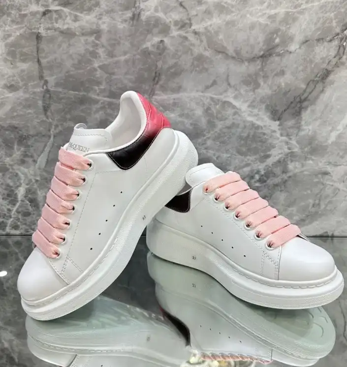 hype Moncler Sneakers