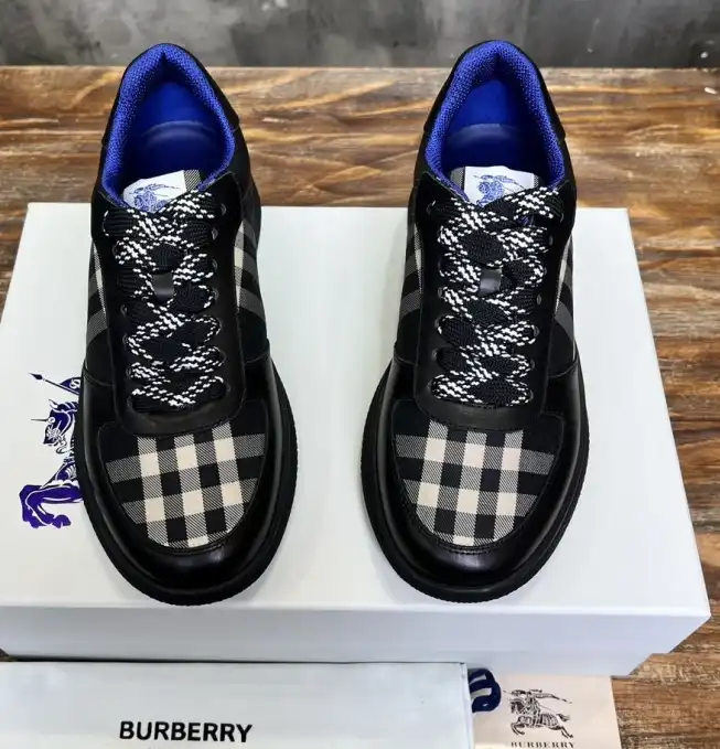 hype Burberry Sneakers