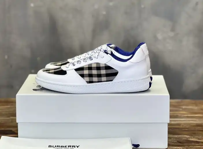 hype Burberry Sneakers