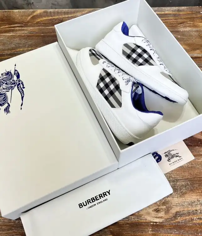 hype Burberry Sneakers