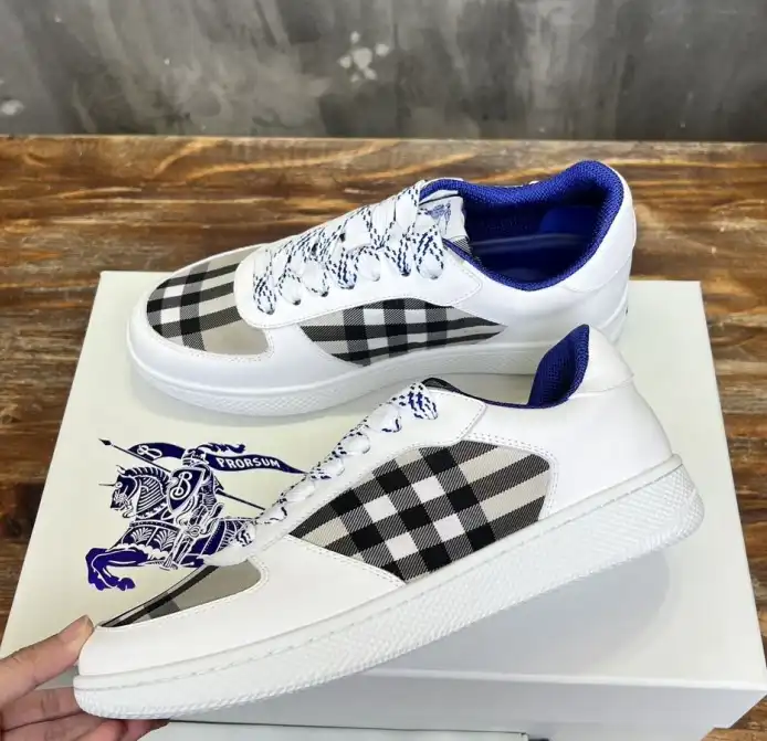 hype Burberry Sneakers