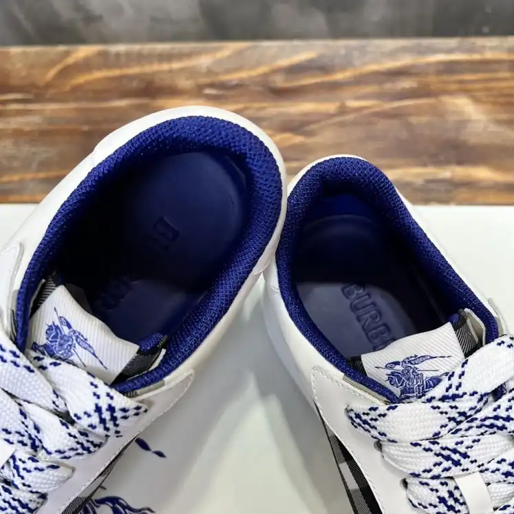 hype Burberry Sneakers