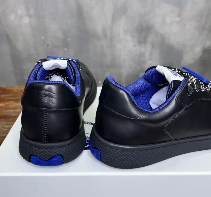 hype Burberry Sneakers