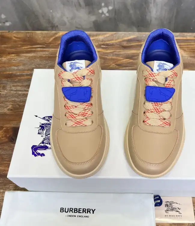 hype Burberry Sneakers