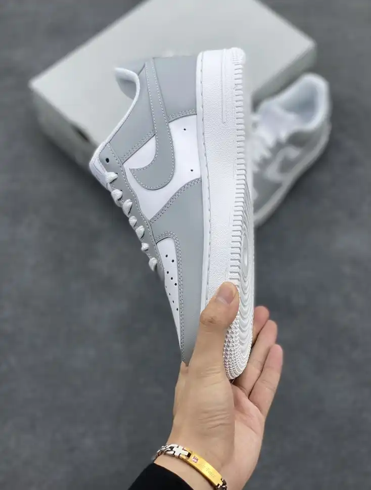 hype Nike Sneakers