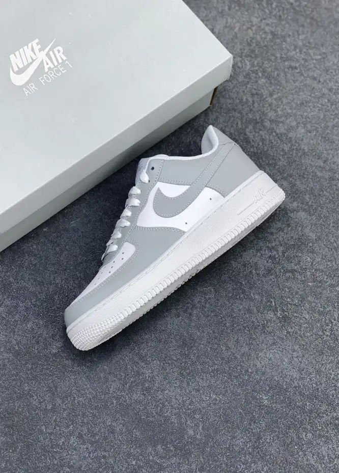 hype Nike Sneakers