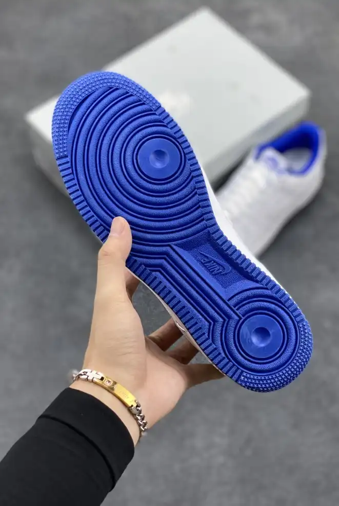 hype Nike Sneakers