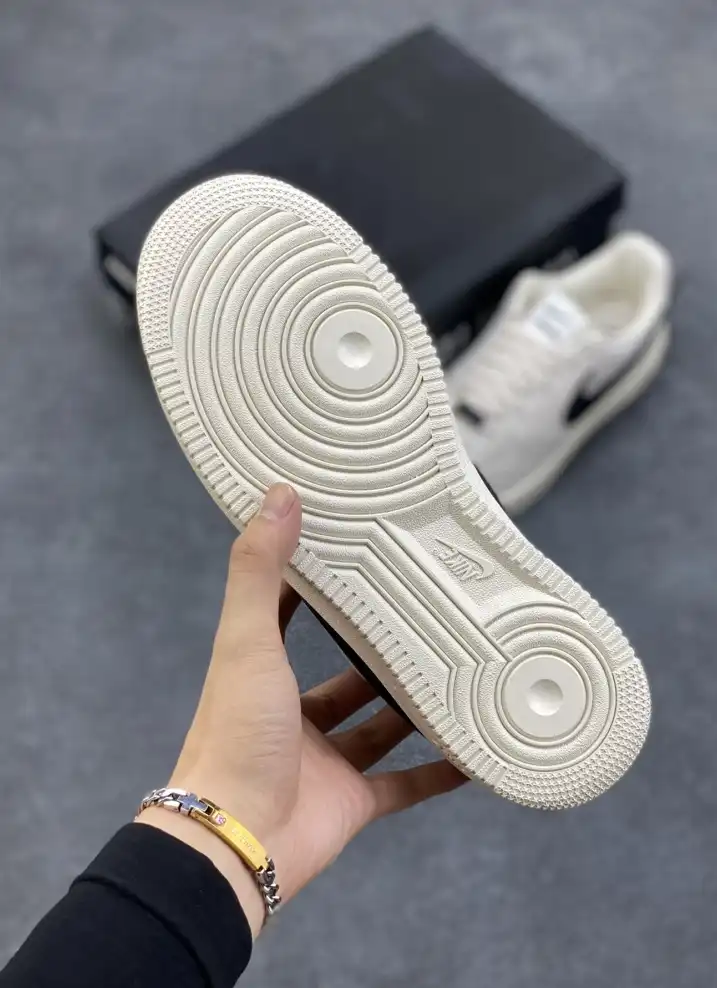 hype Nike Sneakers