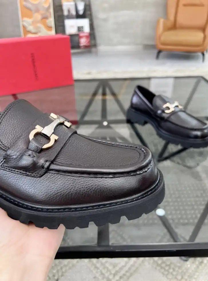 hype Ferragamo Leather Shoes