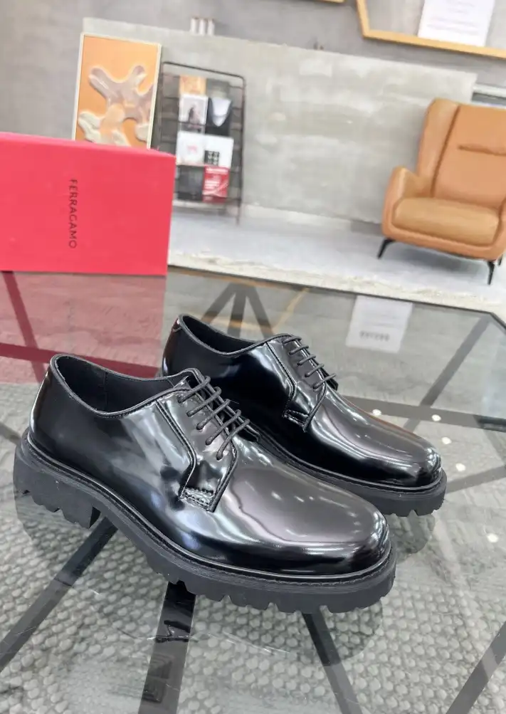 hype Ferragamo Leather Shoes