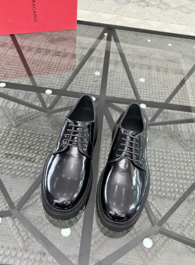 hype Ferragamo Leather Shoes