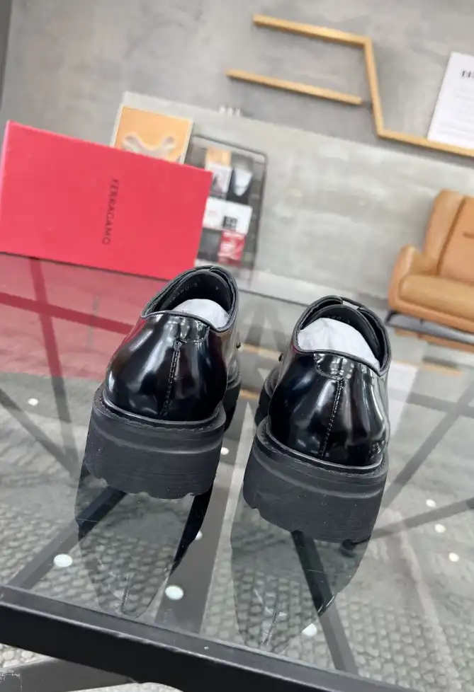 hype Ferragamo Leather Shoes