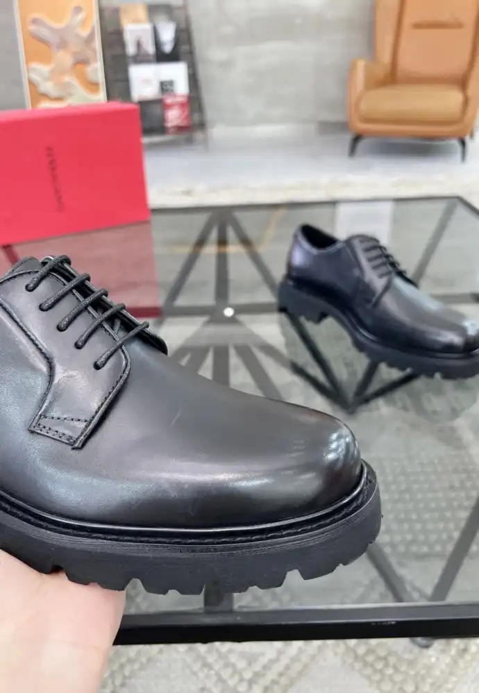 hype Ferragamo Leather Shoes