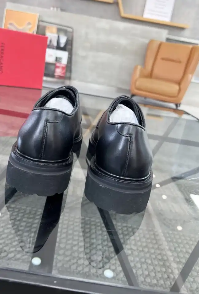 hype Ferragamo Leather Shoes