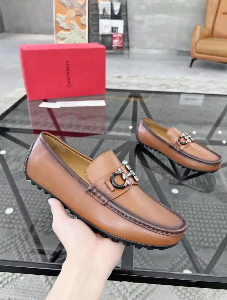 hype Ferragamo Leather Shoes