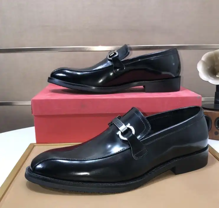 hype Ferragamo Leather Shoes