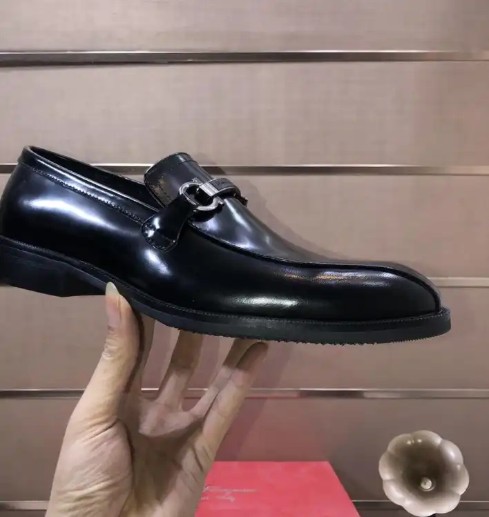 hype Ferragamo Leather Shoes